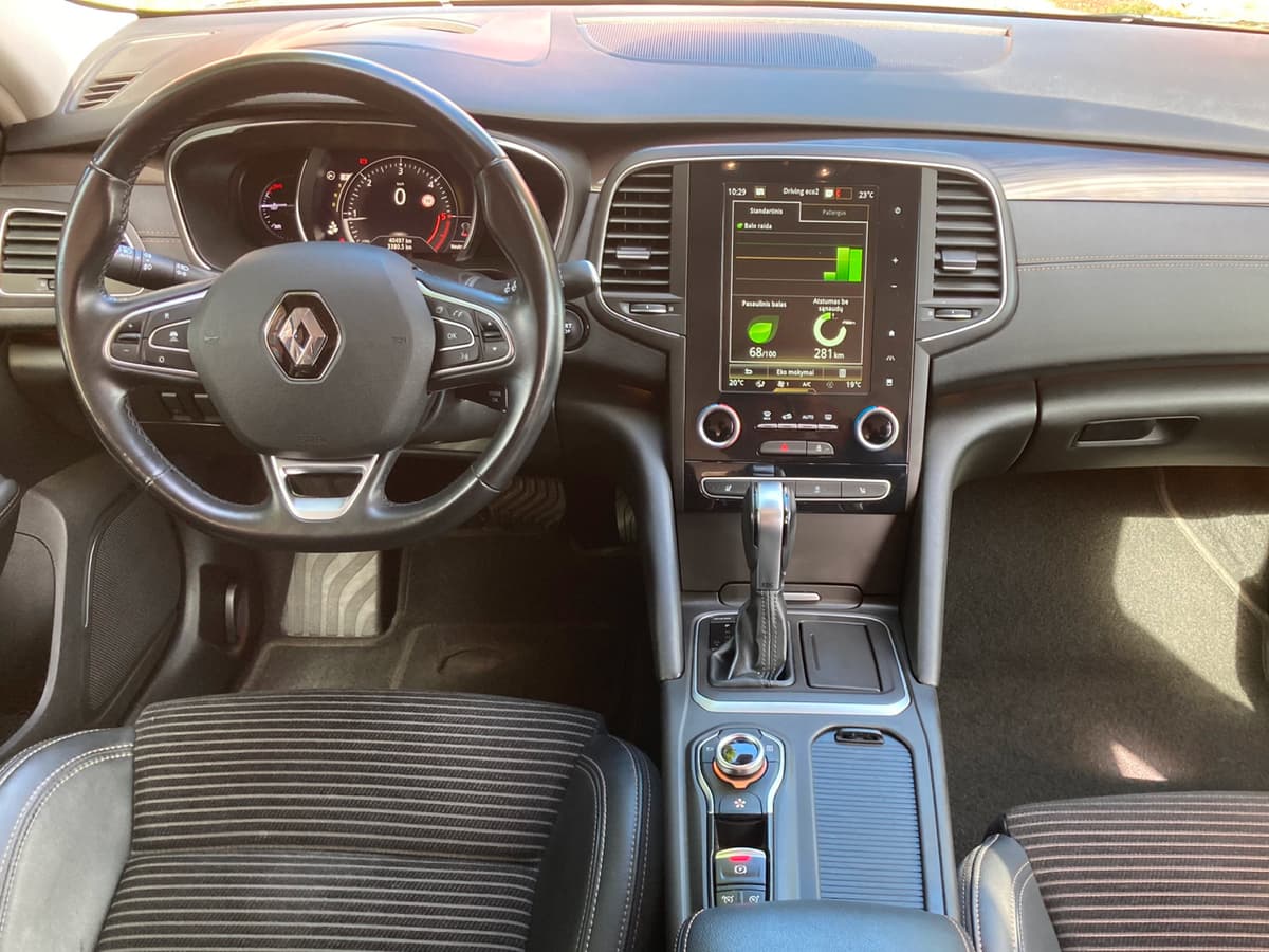Renault Talisman salonas